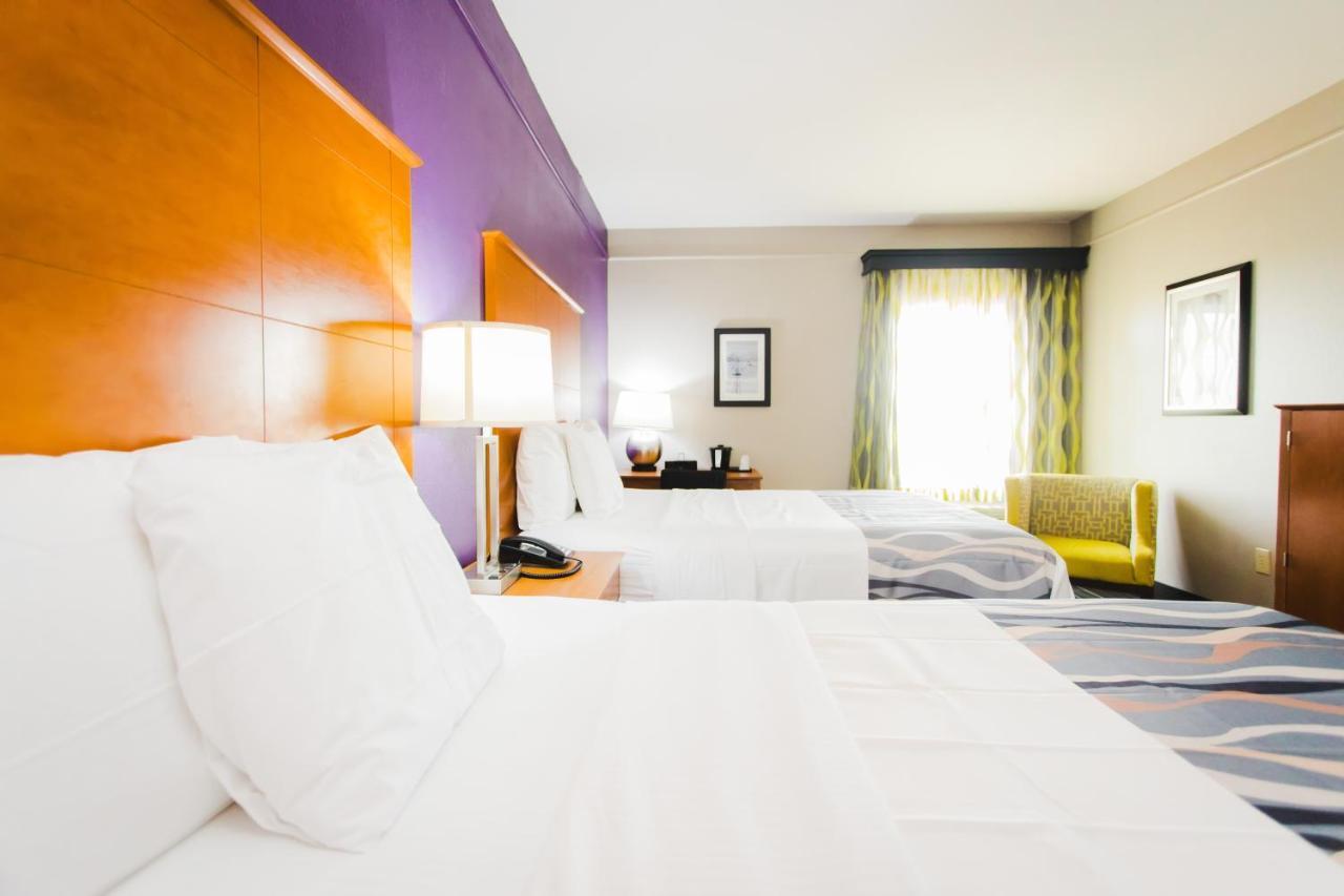 Palacio Royale Inn Signature Katy Bagian luar foto