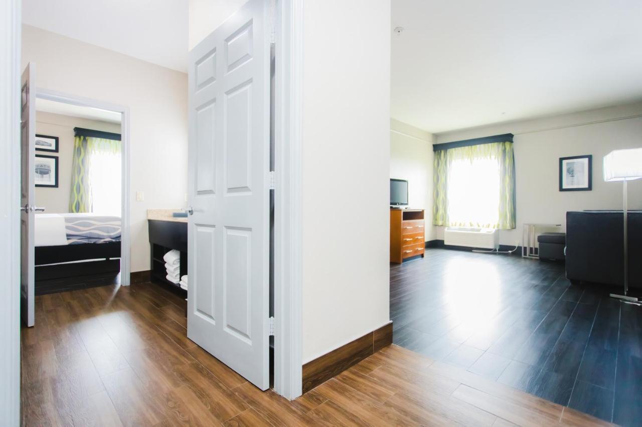 Palacio Royale Inn Signature Katy Bagian luar foto