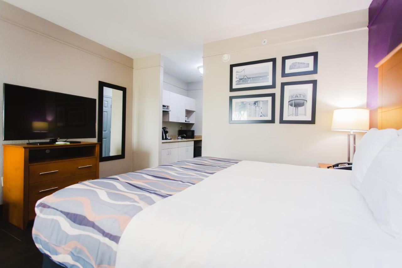 Palacio Royale Inn Signature Katy Bagian luar foto